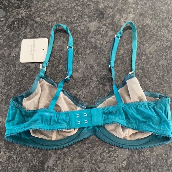 Women’s bra - Picture 2 of 3